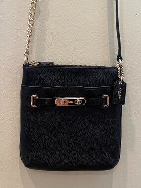 Coach Leather Messenger Bag Women Black Leather Gold-Tone Hardware